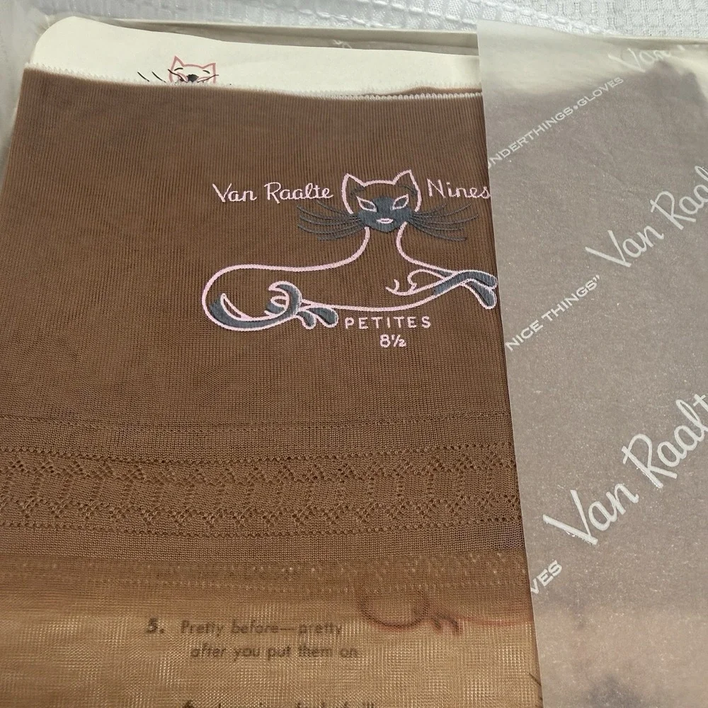 3‎ Vtg 50s Van Raalte Nines Sheer Highlight 8.5P Nylon Stockings Seams New Box